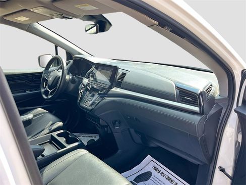 Used 2024 Honda Odyssey Touring image 32
