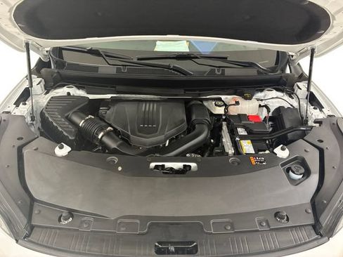 Certified 2025 Buick Enclave Preferred FWD image 11