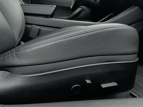 Used 2018 Tesla Model 3 Performance image 24