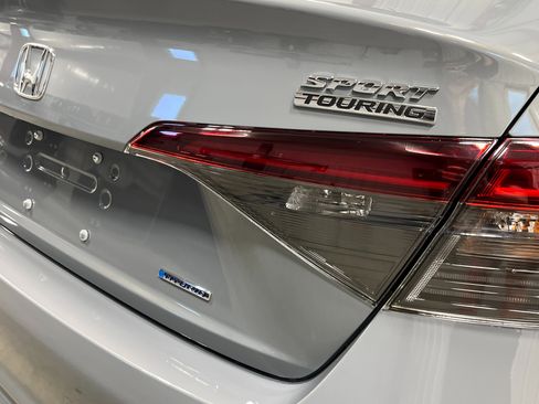 New 2026 Honda Civic FWD Hybrid Sedan image 10