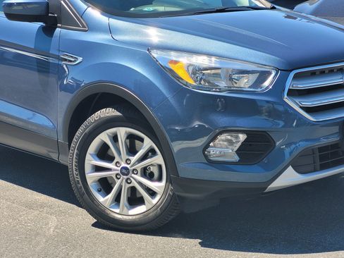 Used 2018 Ford Escape SE AWD/4WD image 9