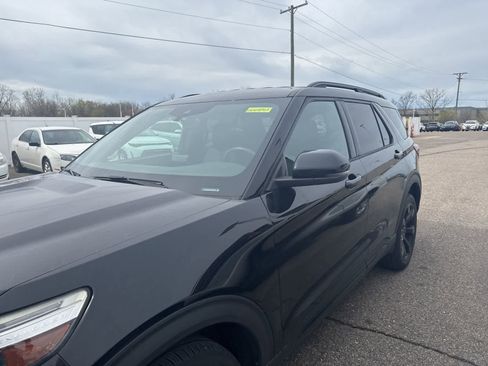 Used 2020 Ford Explorer ST w/ ST Street Pack image 23