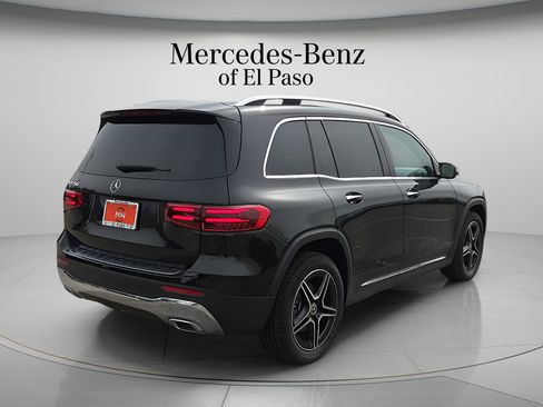 New 2026 Mercedes-Benz GLB 250 image 3