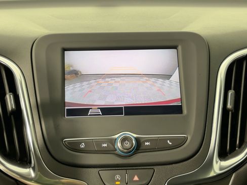 Used 2023 Chevrolet Equinox LT image 24