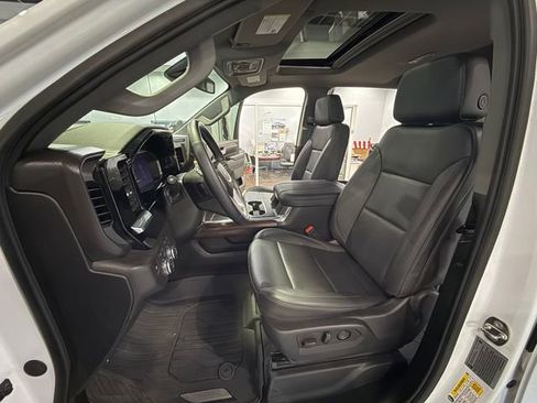 Certified 2024 GMC Sierra 2500 SLT w/ SLT Premium Package image 12