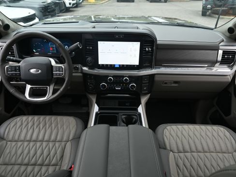 Used 2026 Ford F450 Platinum w/ Platinum Plus Package AWD/4WD image 31