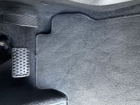 Certified 2023 Chevrolet Bolt EUV LT image 17