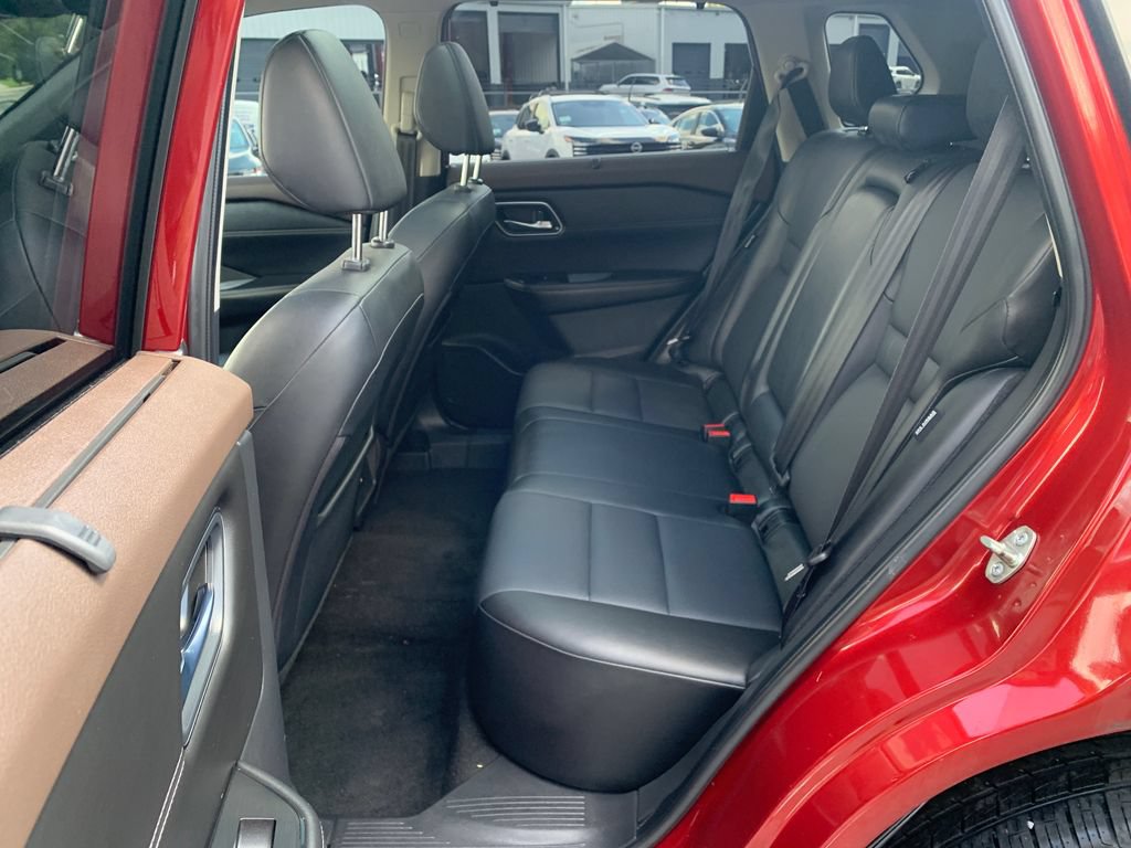 Used 2021 Nissan Rogue SV w/ Premium Package AWD/4WD image 13