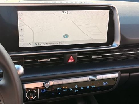 Used 2025 Hyundai Ioniq 6 SE RWD image 17