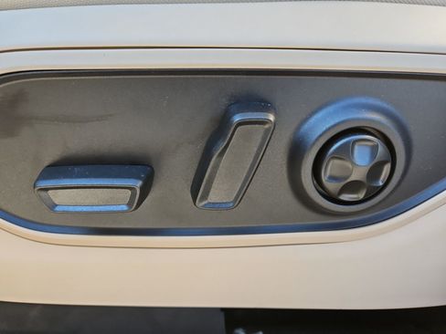 New 2026 Jeep Grand Cherokee Limited image 21