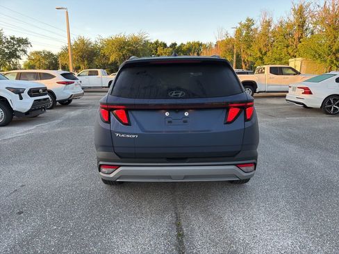 Used 2025 Hyundai Tucson SEL FWD image 4