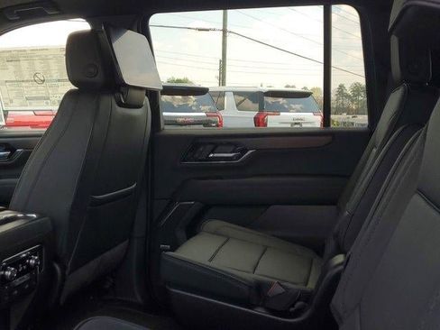 New 2026 GMC Yukon XL Denali w/ Advanced Technology Package image 8