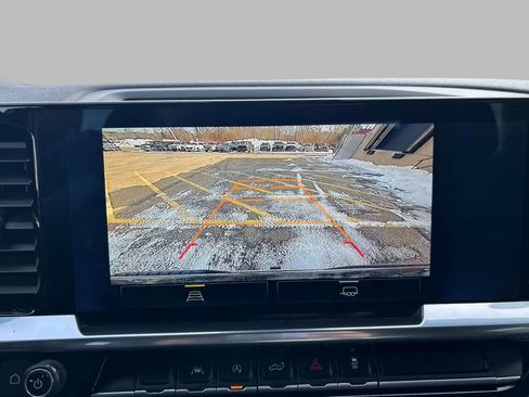 Used 2023 Chevrolet Silverado 1500 LT image 27