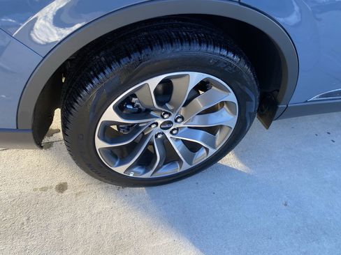 Used 2025 Lincoln Aviator Reserve w/ Illumination Package image 7