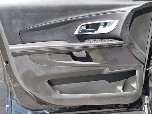 Used 2017 Chevrolet Equinox LT w/ Convenience Package FWD image 17