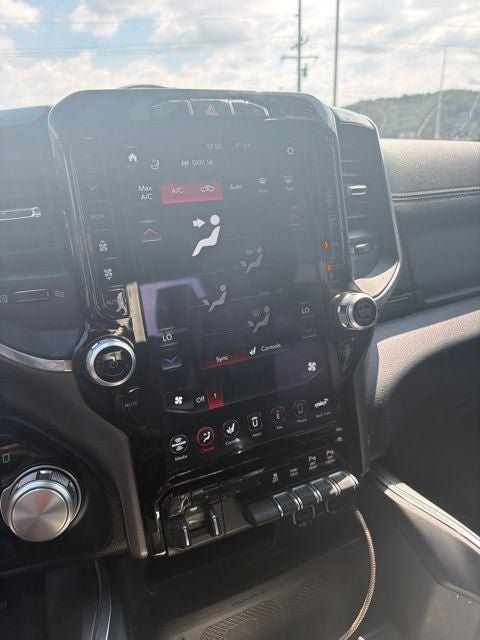 Used 2021 RAM 1500 Laramie AWD/4WD image 20