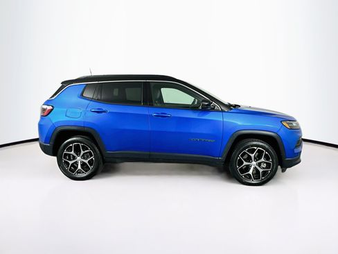 Used 2024 Jeep Compass Limited AWD/4WD image 10