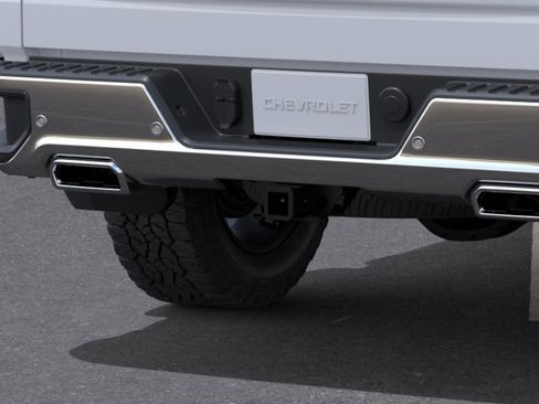 New 2026 Chevrolet Silverado 1500 LTZ w/ LTZ Premium Package AWD/4WD image 14