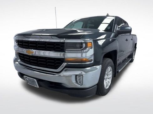 Used 2018 Chevrolet Silverado 1500 LT w/ All Star Edition AWD/4WD image 3