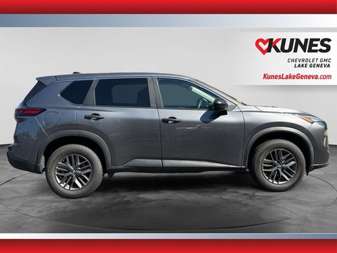 Used 2024 Nissan Rogue S FWD image 10
