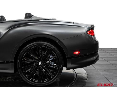 Used 2022 Bentley Continental GT Speed AWD/4WD image 17