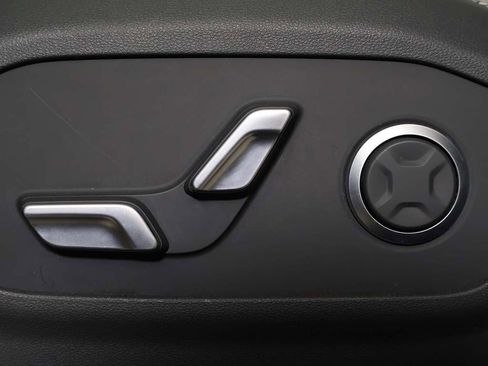 Certified 2024 Hyundai Santa Fe Limited image 35