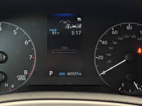 Used 2024 Toyota Corolla SE w/ SE Premium Package FWD image 20