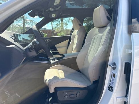 New 2026 BMW X3 xDrive30i w/ Premium Package AWD/4WD image 10