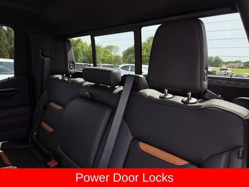 New 2026 GMC Sierra 1500 AT4 w/ AT4 Premium Package AWD/4WD image 31