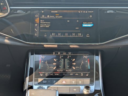 Used 2025 Audi Q7 3.0T Premium Plus image 27