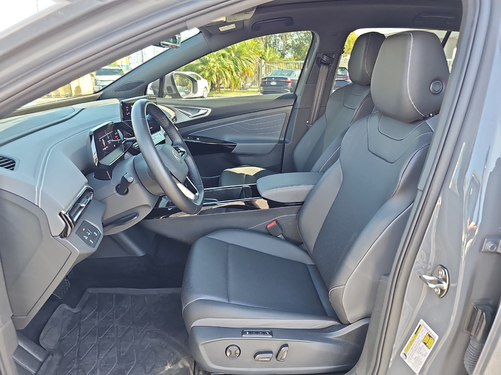 Used 2023 Volkswagen ID.4 Pro S RWD image 16