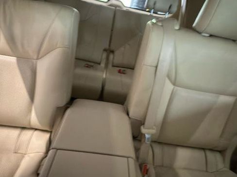 Used 2013 Lexus LX 570 4WD image 21