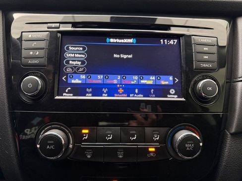 Used 2020 Nissan Rogue S w/ Special Edition Package AWD/4WD image 25