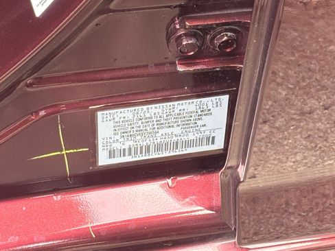 Used 2025 Nissan Sentra SV FWD image 22