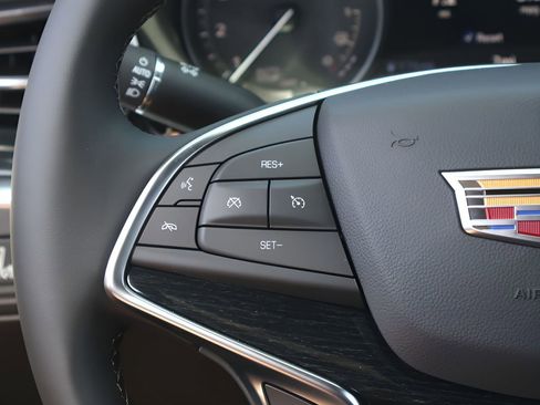 New 2026 Cadillac XT5 Premium Luxury FWD image 19