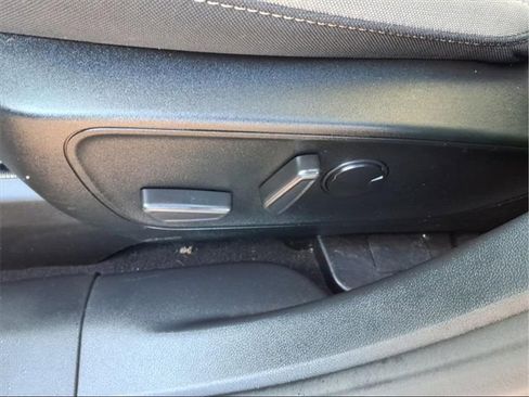 Used 2022 Ford Escape SE w/ Convenience Package image 13