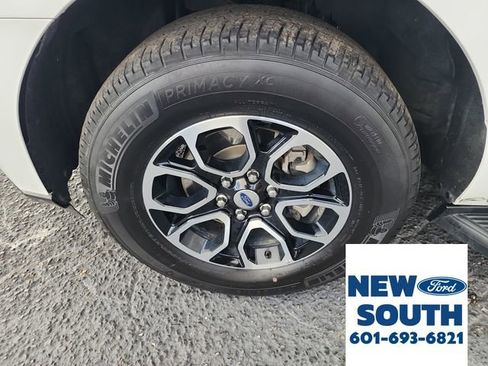 Used 2024 Ford Expedition XLT image 41