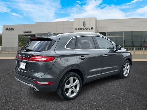 Used 2017 Lincoln MKC Premiere image 3