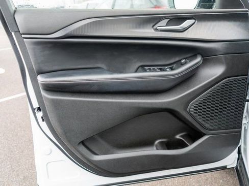 Used 2023 Jeep Grand Cherokee Altitude image 19