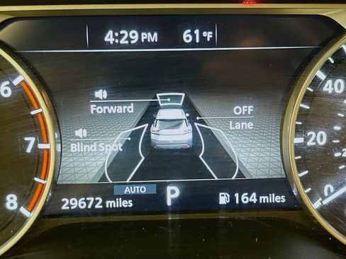 Used 2023 Nissan Rogue SV image 19