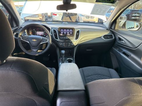 Used 2022 Chevrolet Equinox LT image 16