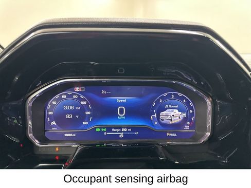 Used 2025 Chevrolet Silverado 1500 LT image 40