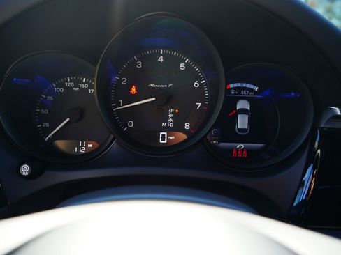 New 2026 Porsche Macan AWD/4WD image 27