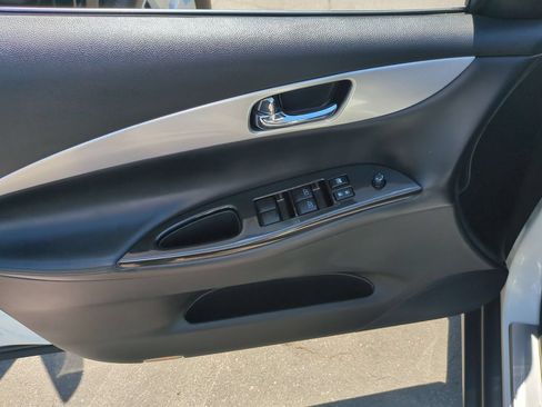 Used 2017 INFINITI QX50 2WD image 22