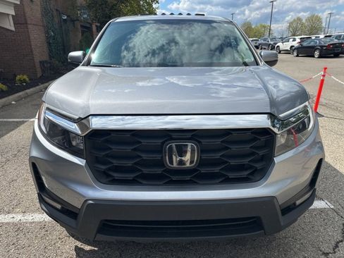 Used 2023 Honda Passport EX-L image 4