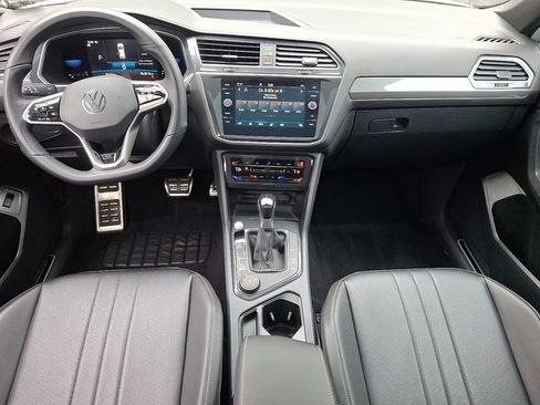 Used 2022 Volkswagen Tiguan SE R-Line AWD/4WD image 15