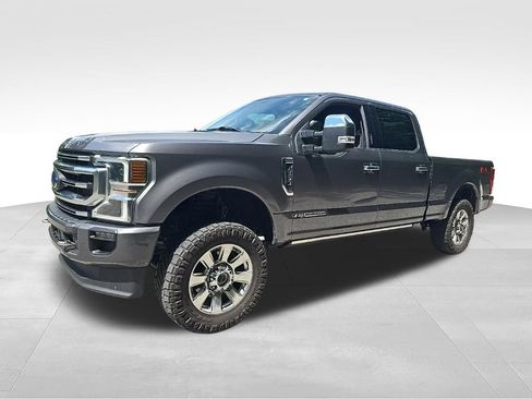 Used 2022 Ford F250 Platinum w/ FX4 Off-Road Package AWD/4WD image 6