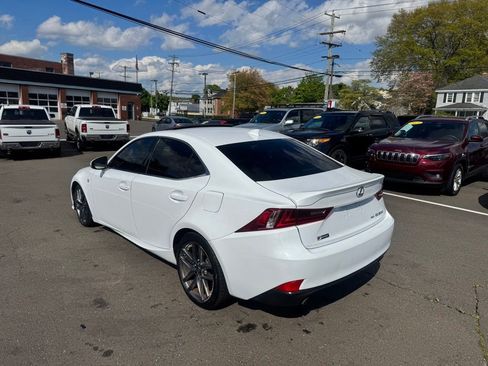 Used 2016 Lexus IS 300 AWD image 10