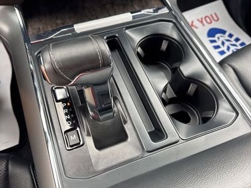 Certified 2022 Ford F150 Lariat w/ Equipment Group 502A High image 27