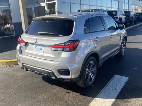 Used 2024 Mitsubishi Outlander Sport SE image 8